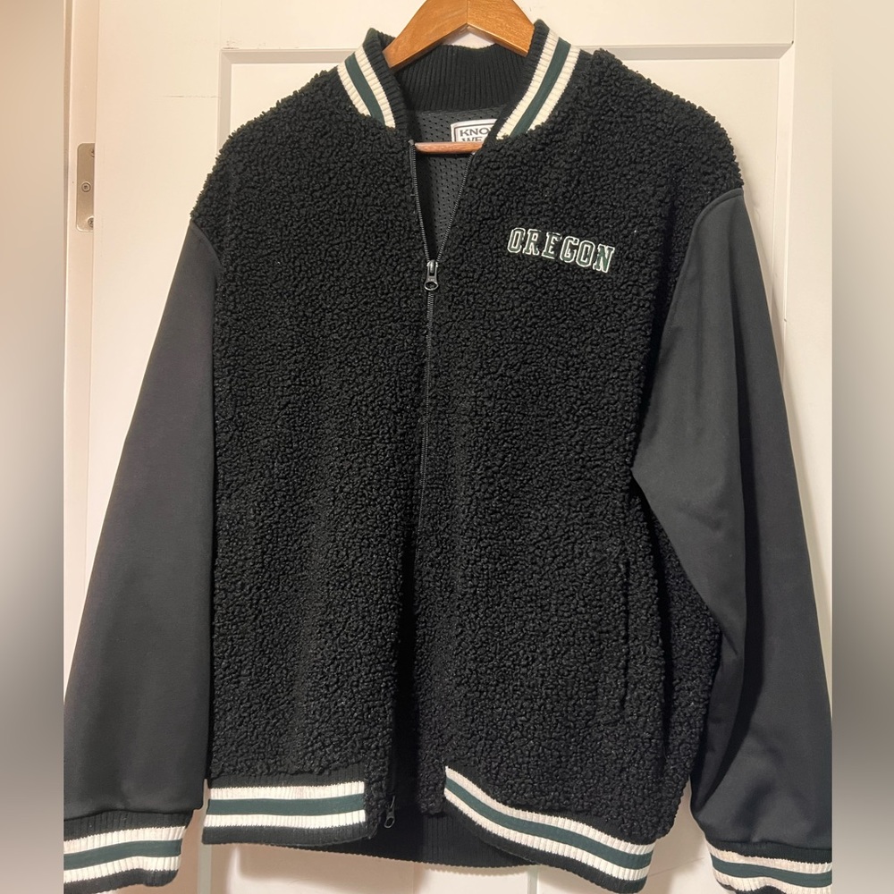 Sports Fan Varsity Sherpa Logo Jacket University Oregon UO Ducks Jacket Coat L